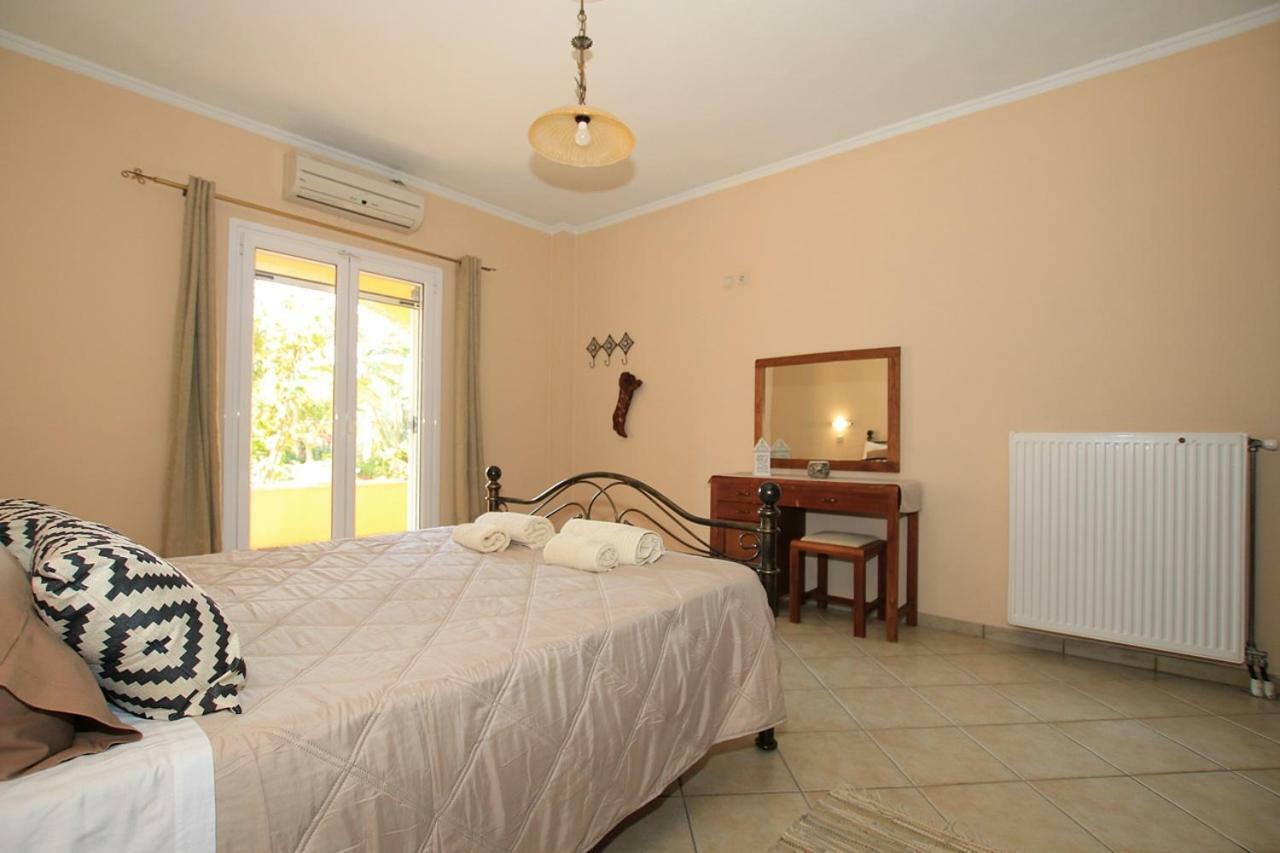 Alex Studios & Apartments Arílasz Kültér fotó